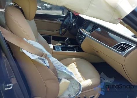 2017 Genesis G80 3.8 из США, поврежденный, VIN KMHGN4JE5HU180805